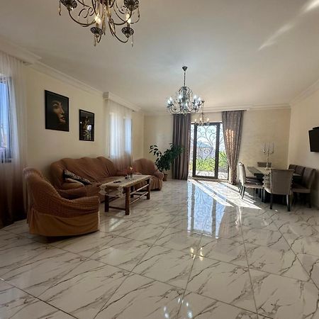 Abo Ξενοδοχείο Γιερεβάν Εξωτερικό φωτογραφία